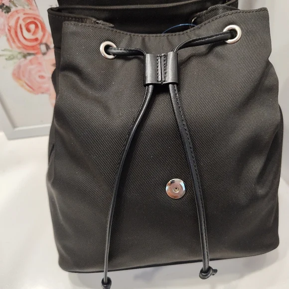 🖤Vintage Y2K Coach D3J-7441 Nylon & Leather Trim Adjustable Backpack 🖤 - Picture 9 of 16